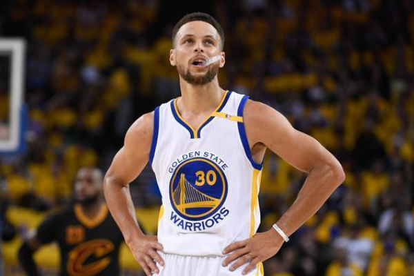 籃球比賽中六種防守戰(zhàn)術(shù)是什么？